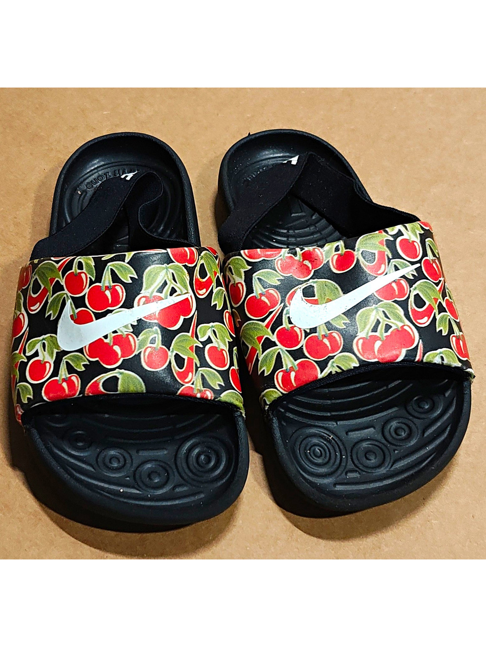 Nike Slide Sandals Cherry Print Logo Rubber Black US 10c CT6153-001